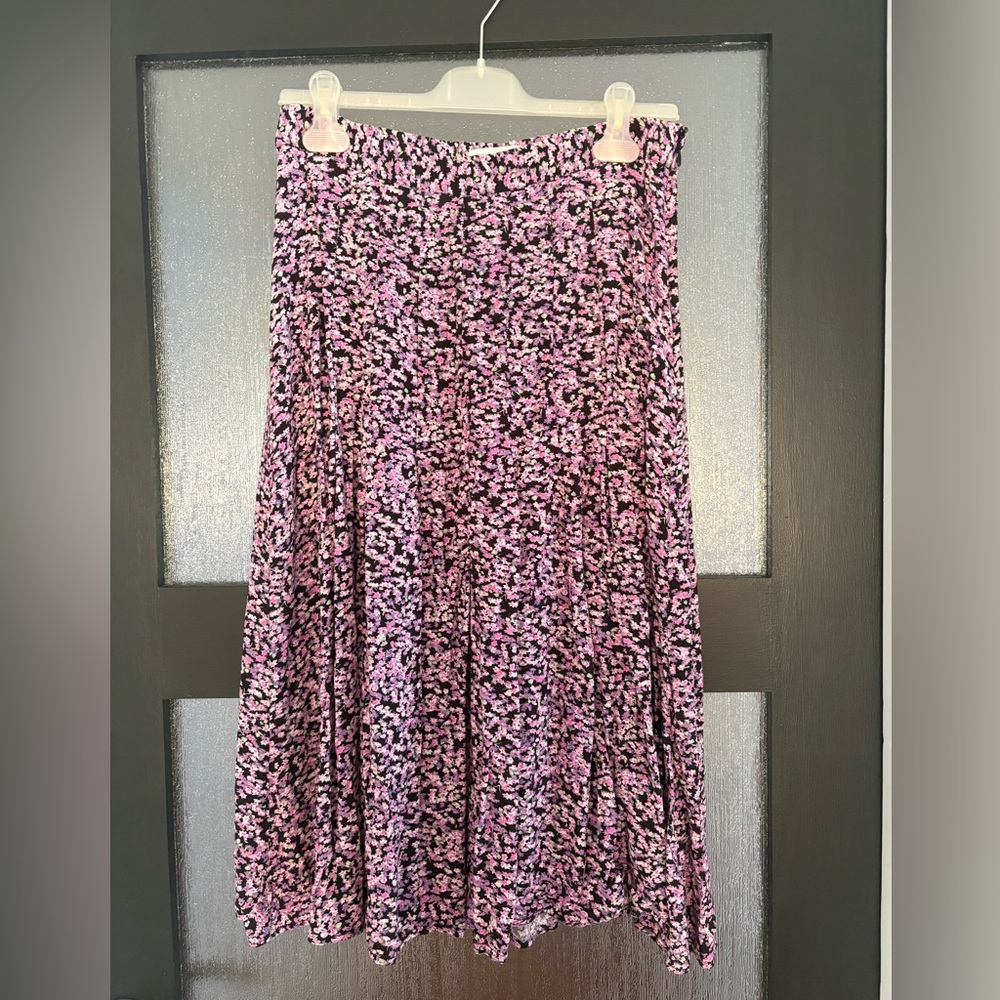 H&M Floral Pink and Black Women's Skirt